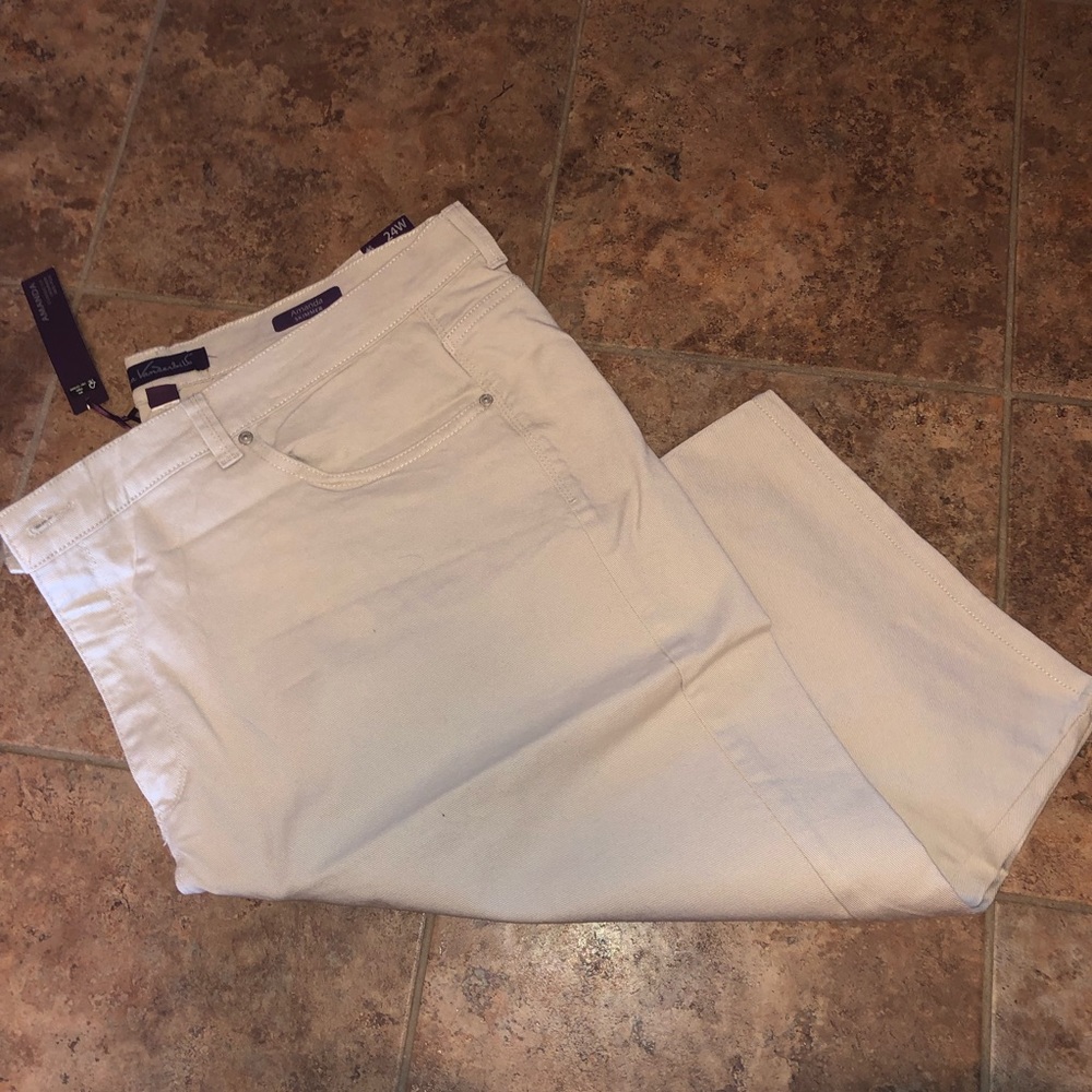 Khaki embellished capris 24W NWT
